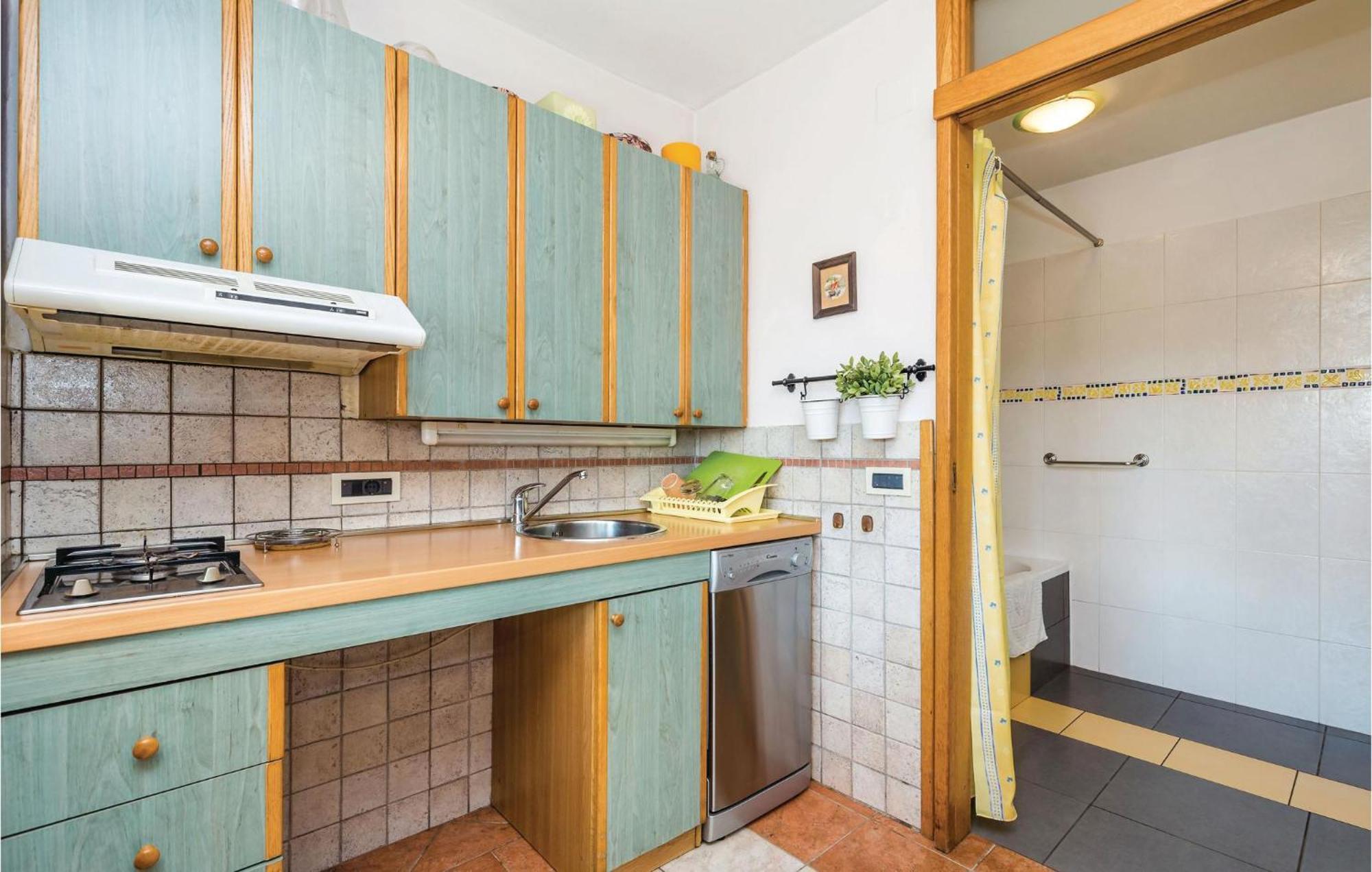 Stunning Apartment In Rijeka With 1 Bedrooms And Wifi Exterior photo
